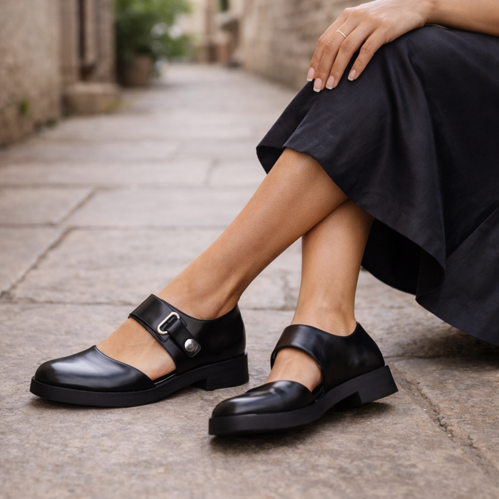 Women's Mary Jane shoes | Black leather | Buckle strap, Comfortable fit