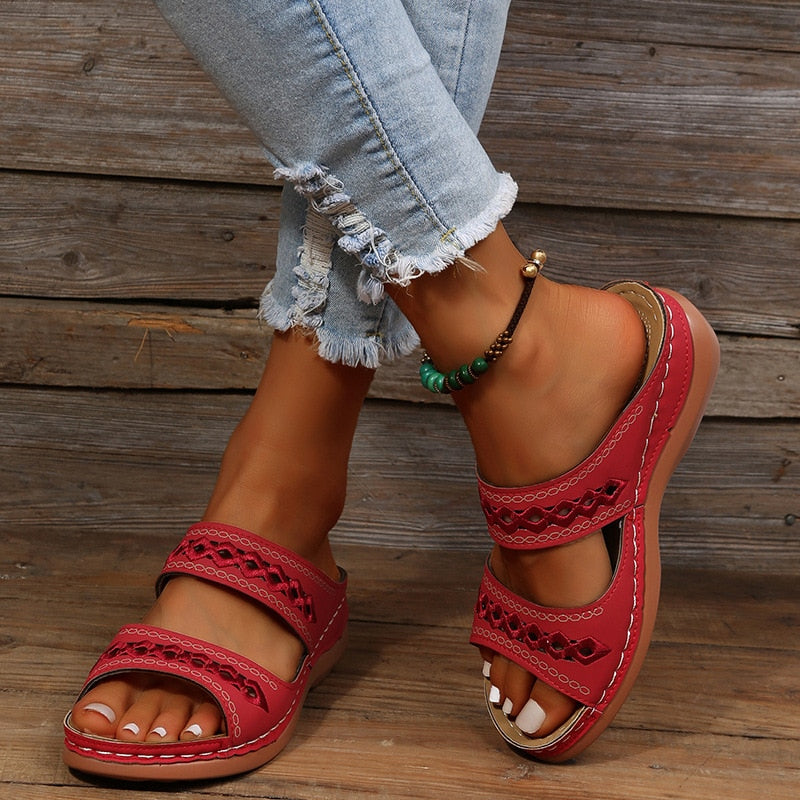 Orthopedic Sandals for Women with Ergonomic Pressure Distribution for Everyday Use