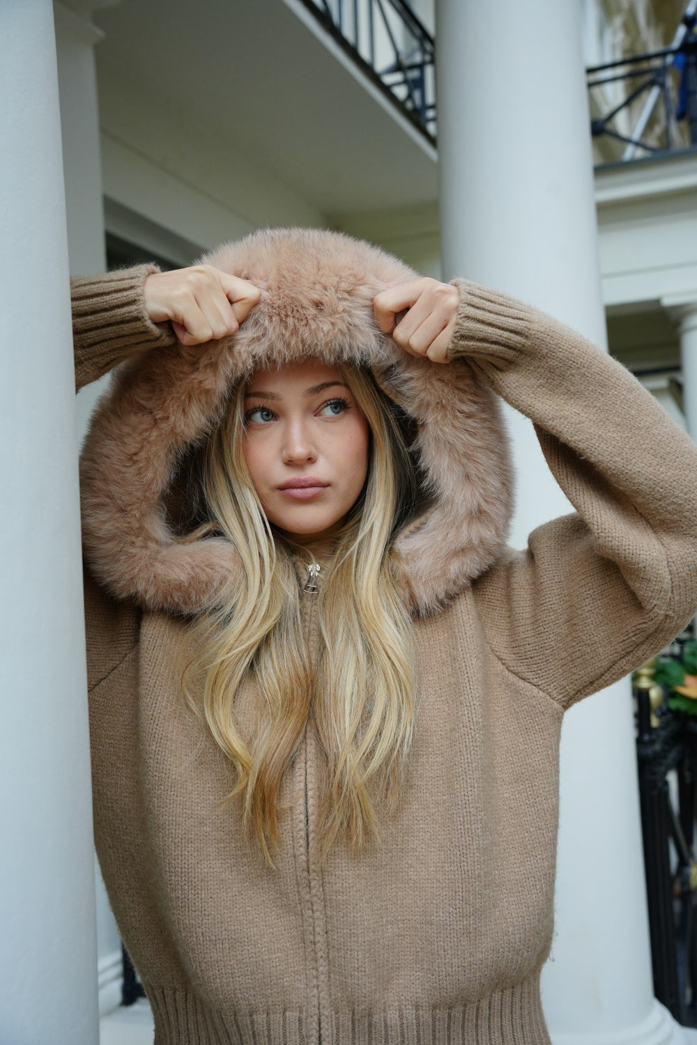 Hooded Faux Fur Trim Zip-Up Knit Cardigan