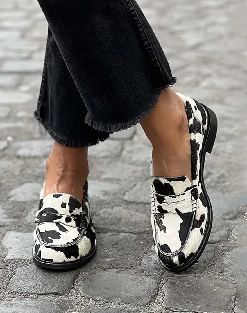 Women's loafers – animal print, black and white, slip-on