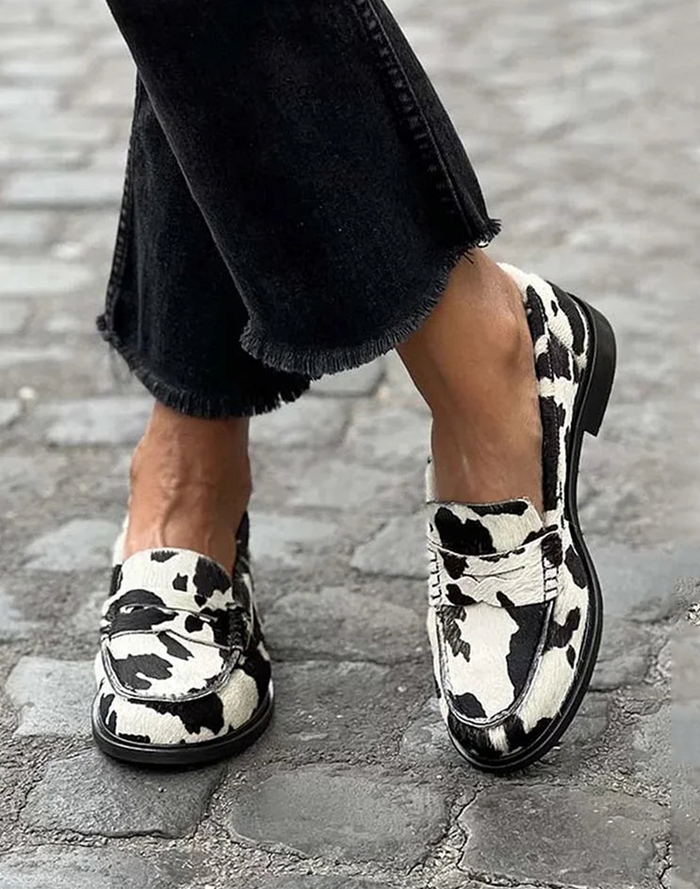 Women's loafers – animal print, black and white, slip-on